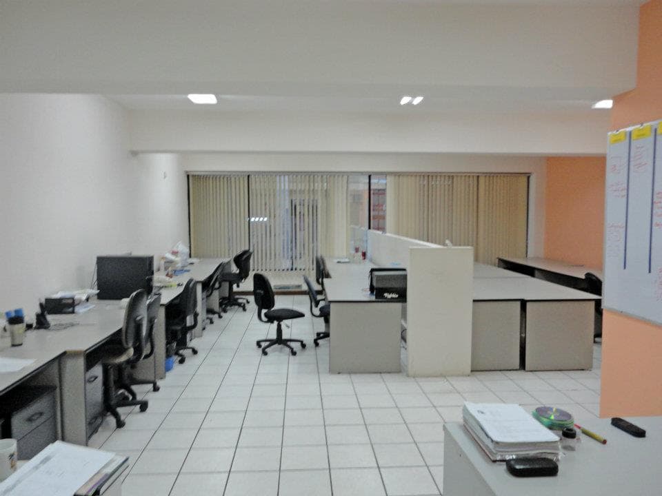 Space 2-2 · Full floor